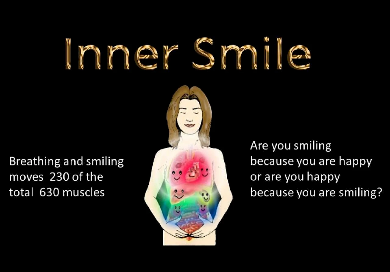 Innere L&auml;cheln ist eine der wichtigsten Basistechniken des Universal Healing Tao&reg; System